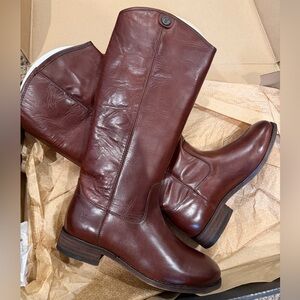 New Frye Women's Melissa Button 2 Riding Boot Size 7M